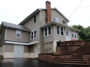 11 Barkers Mill Rd, Hackettstown, NJ 07840