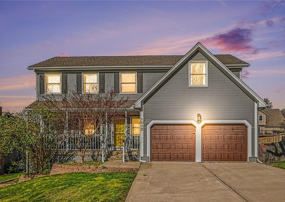1st image of 1012 NE Barnes Dr
