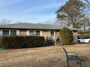 3 Park Ave, Medford, NY