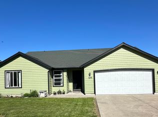 689 SW Cedar Hill Dr, Madras, OR 97741
