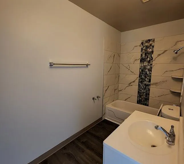 105 Herkimer St #19 — Photo 9
