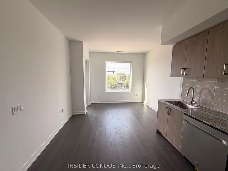 4010 Eglinton Ave W #428 — Photo 5
