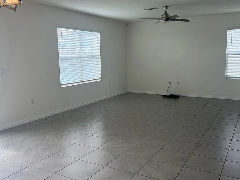 31284 Penny Surf Loop #1 — Photo 7