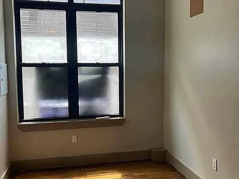 447 Meeker Ave #1A — Photo 11