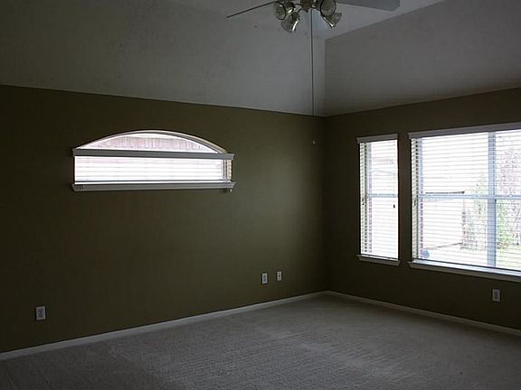 5th image of 5215 Danielle Dr