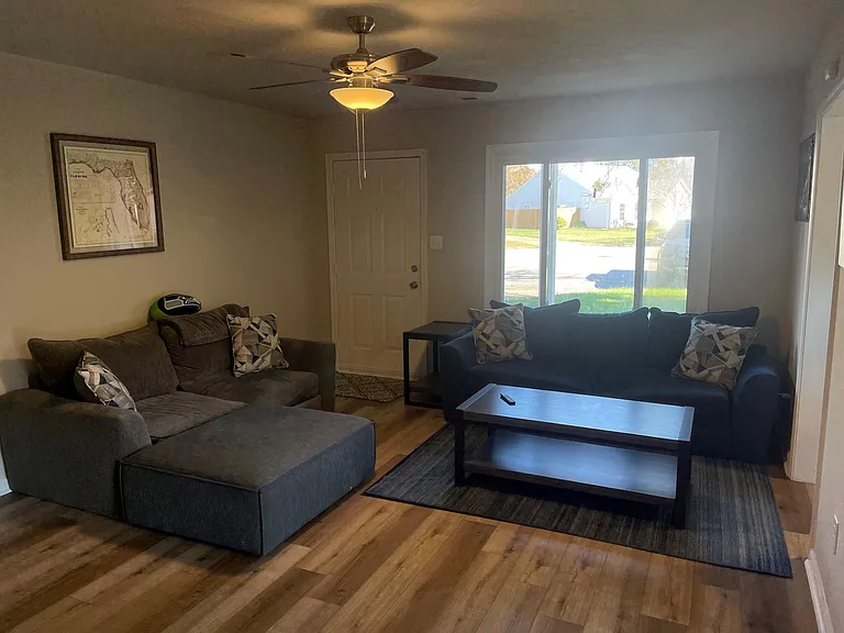 1705 Cacapon Ct — Photo 33