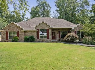 59391 E 301st Rd, Grove, OK 74344