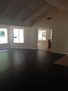 5th image of 16912 Escalon Dr