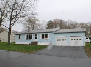 110 Colonial Rd, Plainfield, CT 06374
