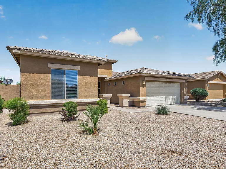 17846 W Buckhorn Dr — Photo 52
