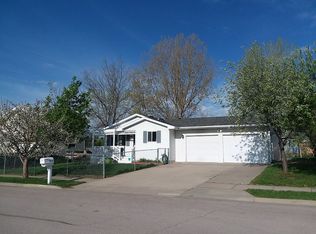 2439 Sprucewood St, Rapid City, SD 57703