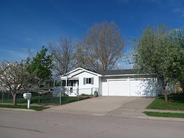2439 Sprucewood St, Rapid City, SD 57703