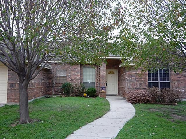 2nd image of 803 Mesa Dr
