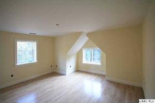 5th image of 714 Country Creek Way