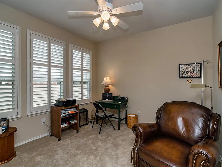 6201 Arcadia Park Ln — Photo 15