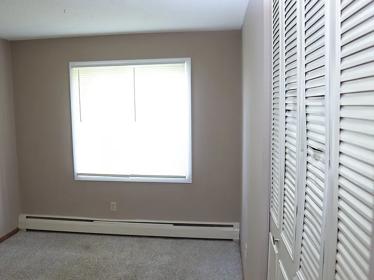 Pleasant Apartments — Photo 57
