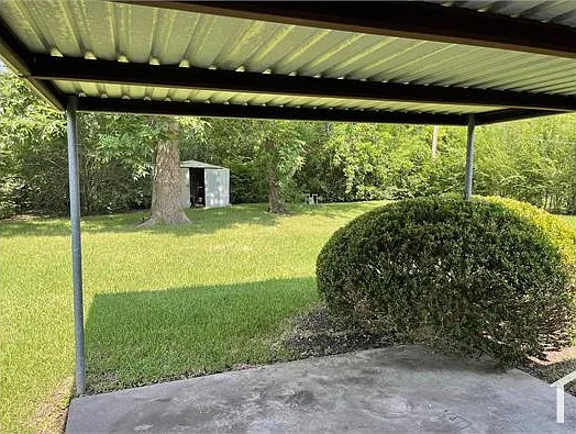 3 bed, 960 sqft, $1,700 — Photo 3