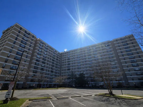 4600 Duke St APT 923, Alexandria, VA 22304