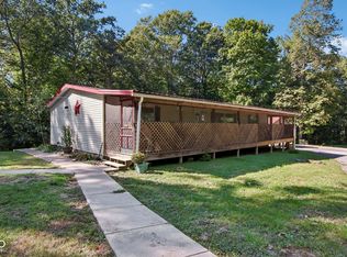 4736 E Mahalasville Rd, Morgantown, IN 46160