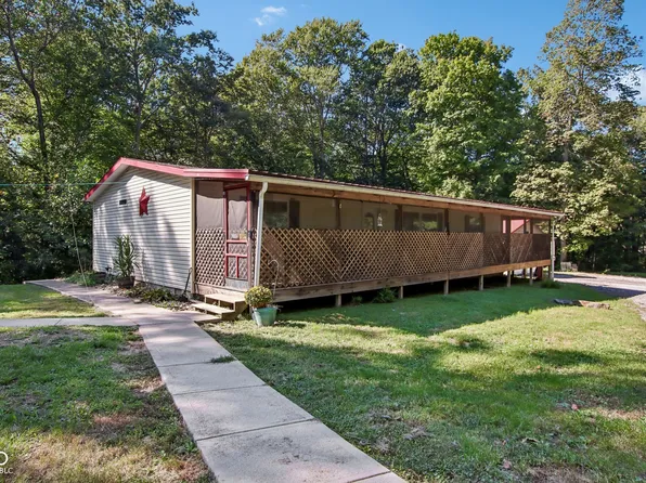 4736 E Mahalasville Rd, Morgantown, IN 46160