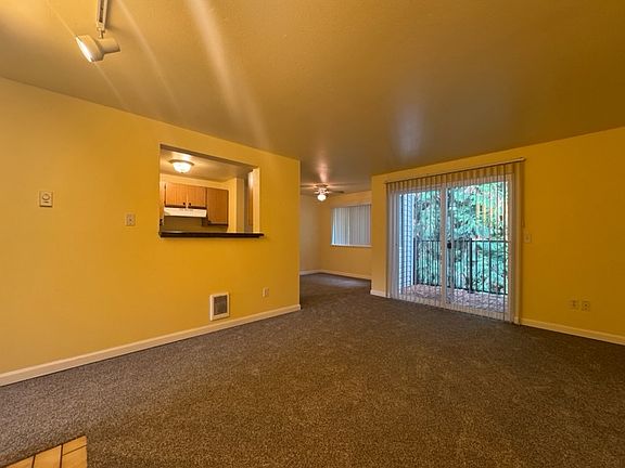 5th image of 7649 Merastone Ln NE