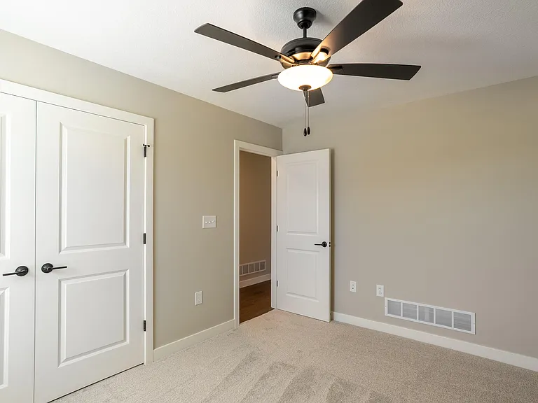 1816 Wes Milligan Ln — Photo 14