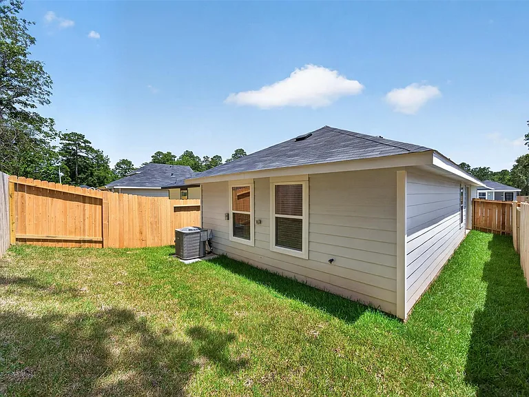 11943 Detar Ct — Photo 34