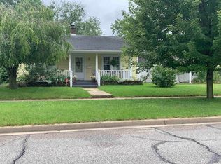 3014 Pleasant St, South Bend, IN 46615