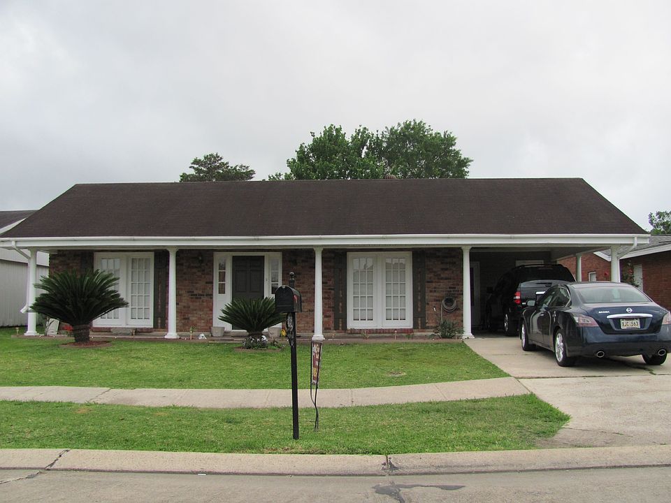 1st image of 3032 Diane Dr