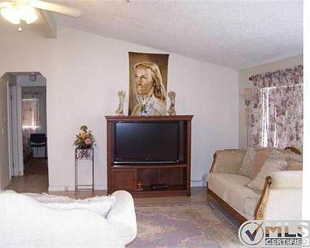 3rd image of 23588 W Avenue D
