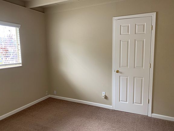 4th image of 80 E Main Ave APT D