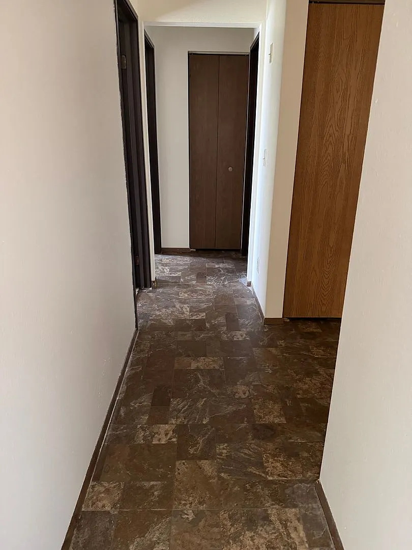 Grove Park Apartments — Photo 4