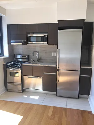 Rented by Stonehenge NYC LLC | media 2