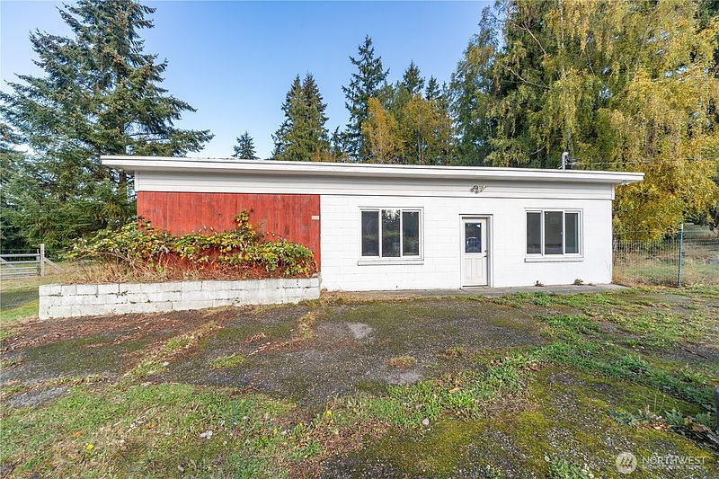 3rd image of 781 Irondale Road