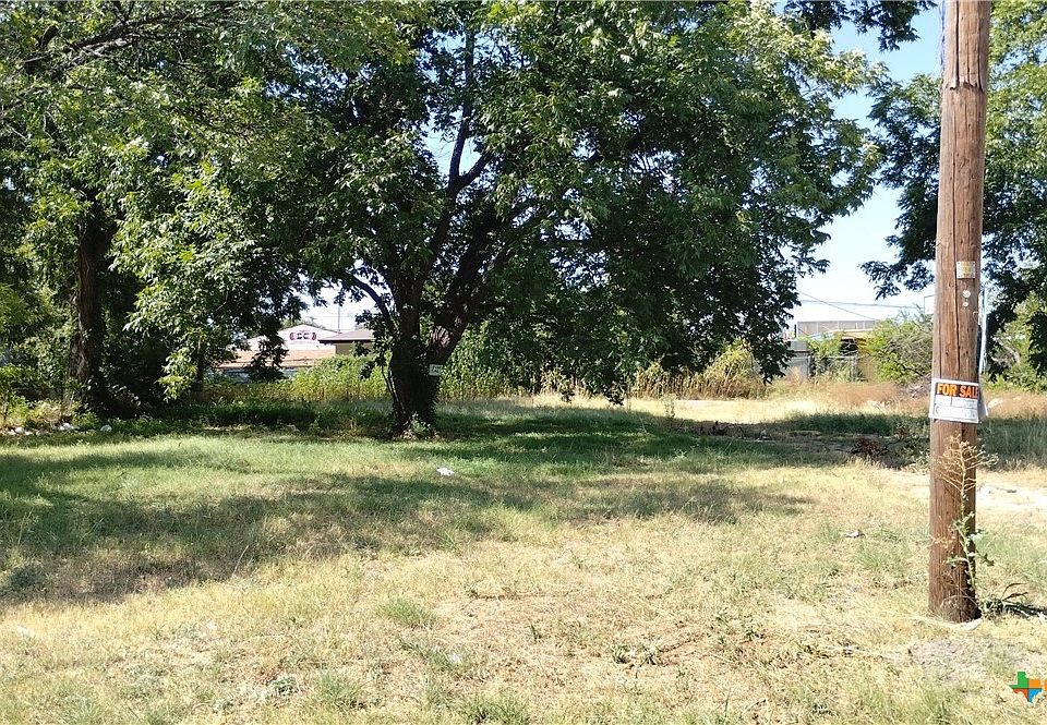 1st image of 807 W Avenue I