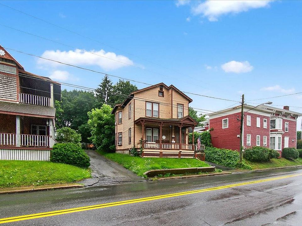 1st image of 80 E Main St