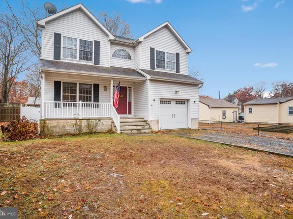 114 4th Ave, Tuckerton, NJ 08087