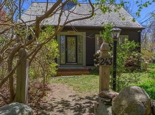 243 Manomet Ave, Plymouth, MA 02360