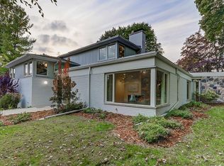 2637 Bedford Rd, Ann Arbor, MI 48104