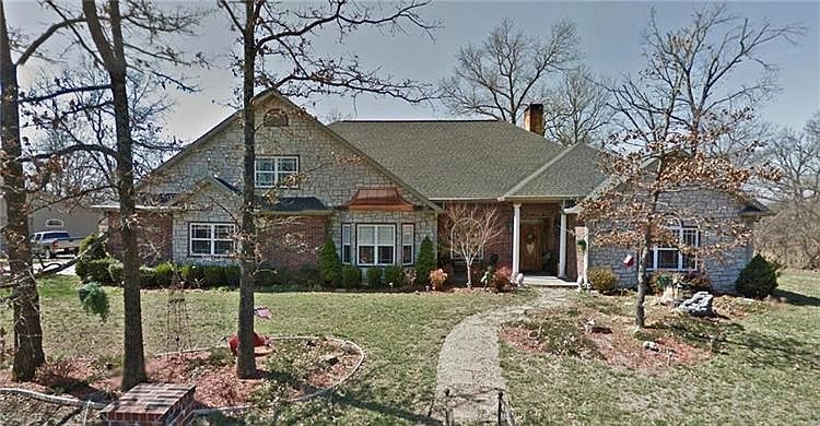 1st image of 30 Saint Andrews Cir