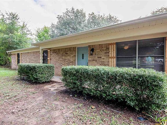3rd image of 1174 Garden Dr