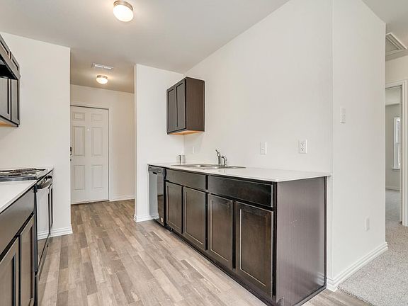 3rd image of 6234 Choctaw Dr