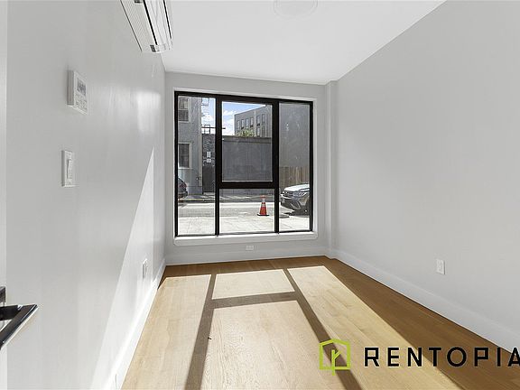2nd image of 494 Manhattan Ave #1H
