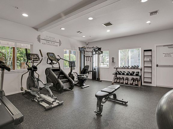 24/7 Gym
