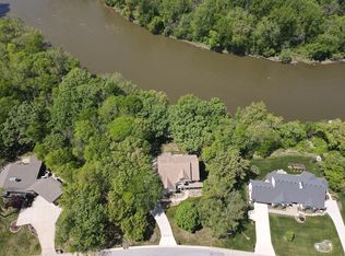 34205 Maffitt Lake Rd, Cumming, IA 50061