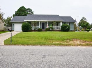 966 Rim Rd, Fayetteville, NC 28314