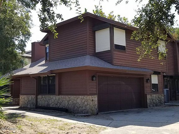 2nd image of 44 Concord Dr