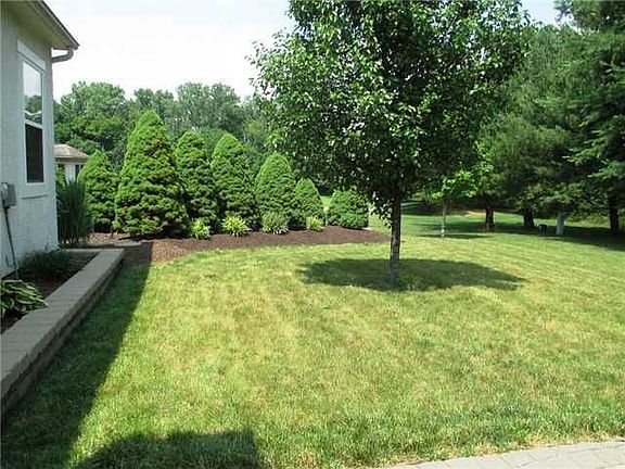 3rd image of 5627 Greenfield Dr