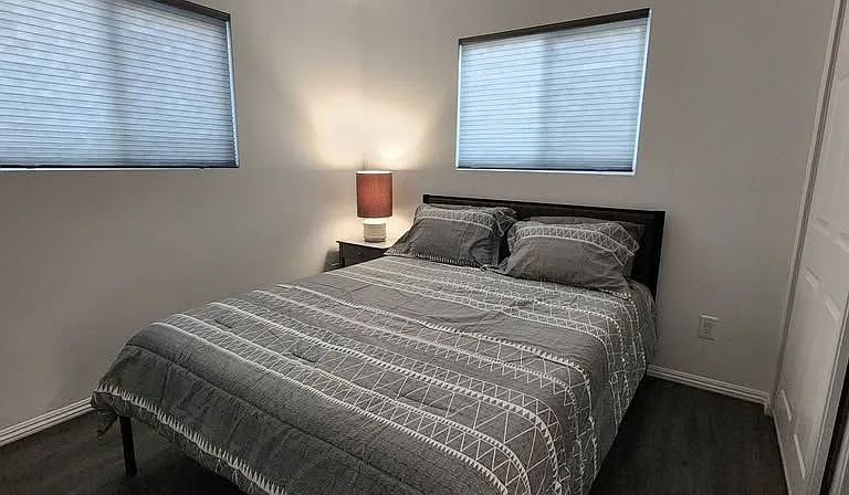 2912 1/2 Lincoln Park Ave #1/2 — Photo 5