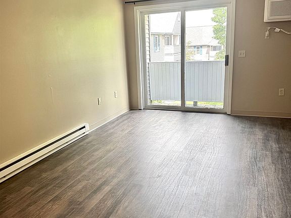 4th image of 130 Eastern Ave APT 302